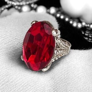 5 For $25💫Big Ruby Red Bling Ring